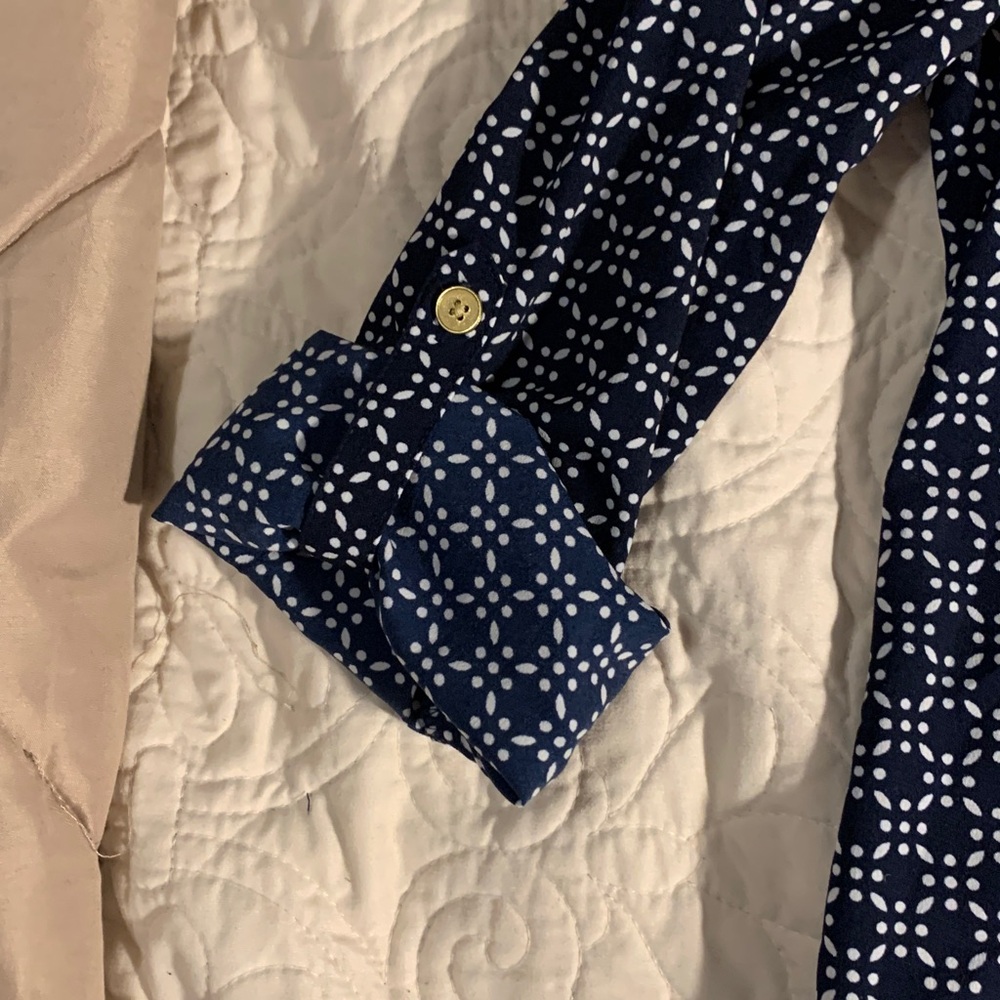 croft & barrow Navy and White Printed Button-Front Top - Picture 4 of 13